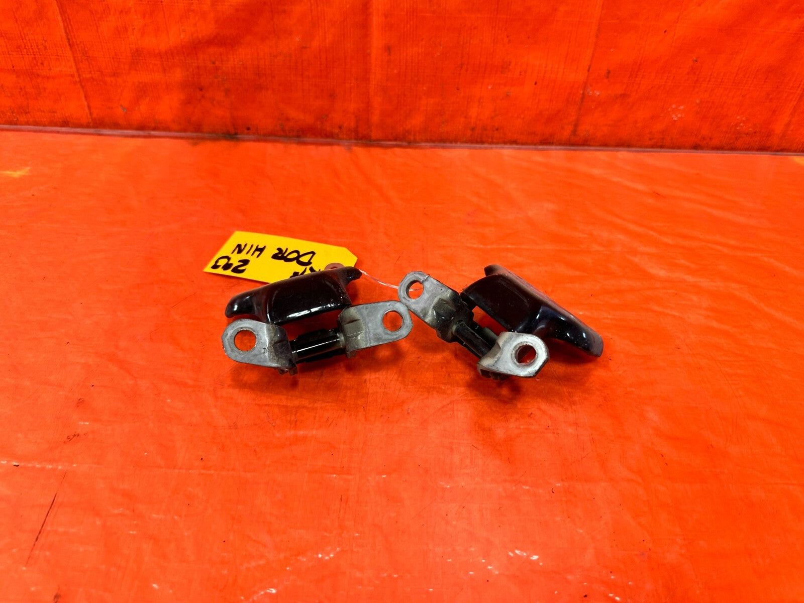 FRS BRZ & 86   PASSENGER RIGHT FRONT DOOR HINGE SET UPPER LOWER   OEM4