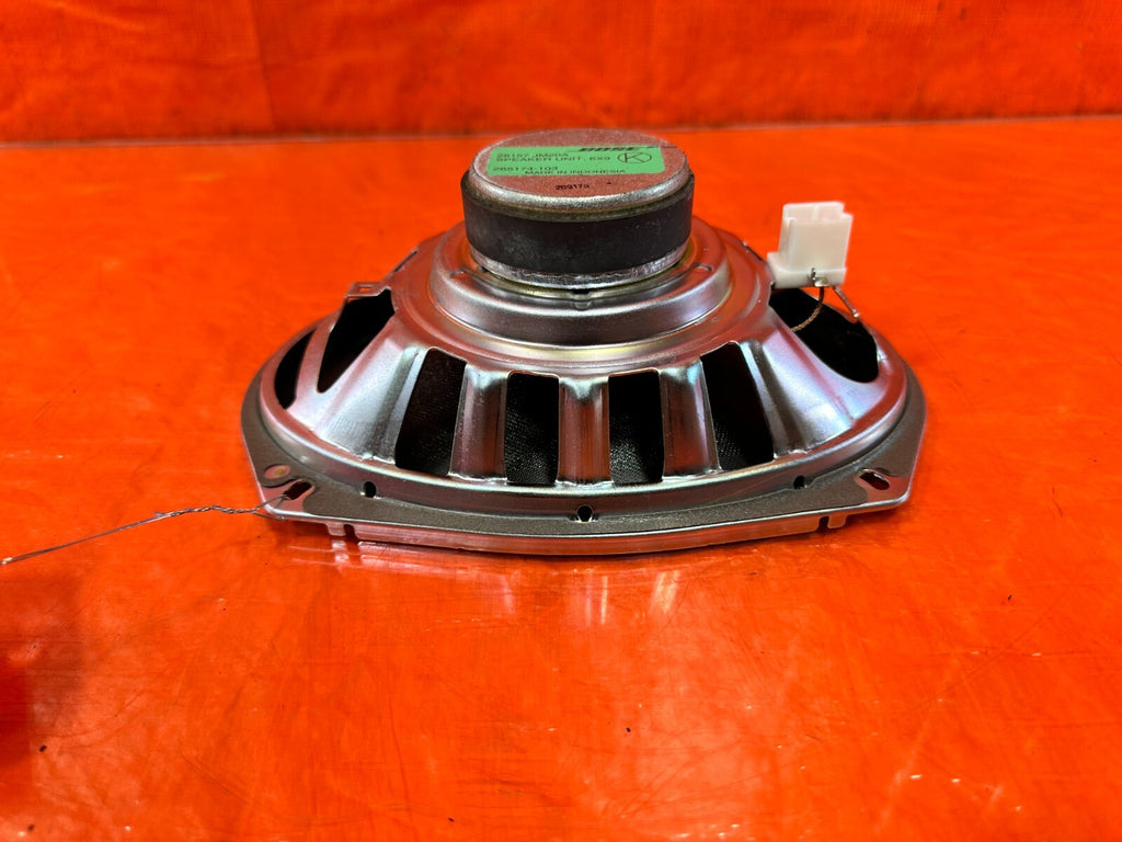 09 15 INFINITI G37 CONVERTIBLE   REAR BOSE SPEAKER   28157 JM20A   OEM 2783