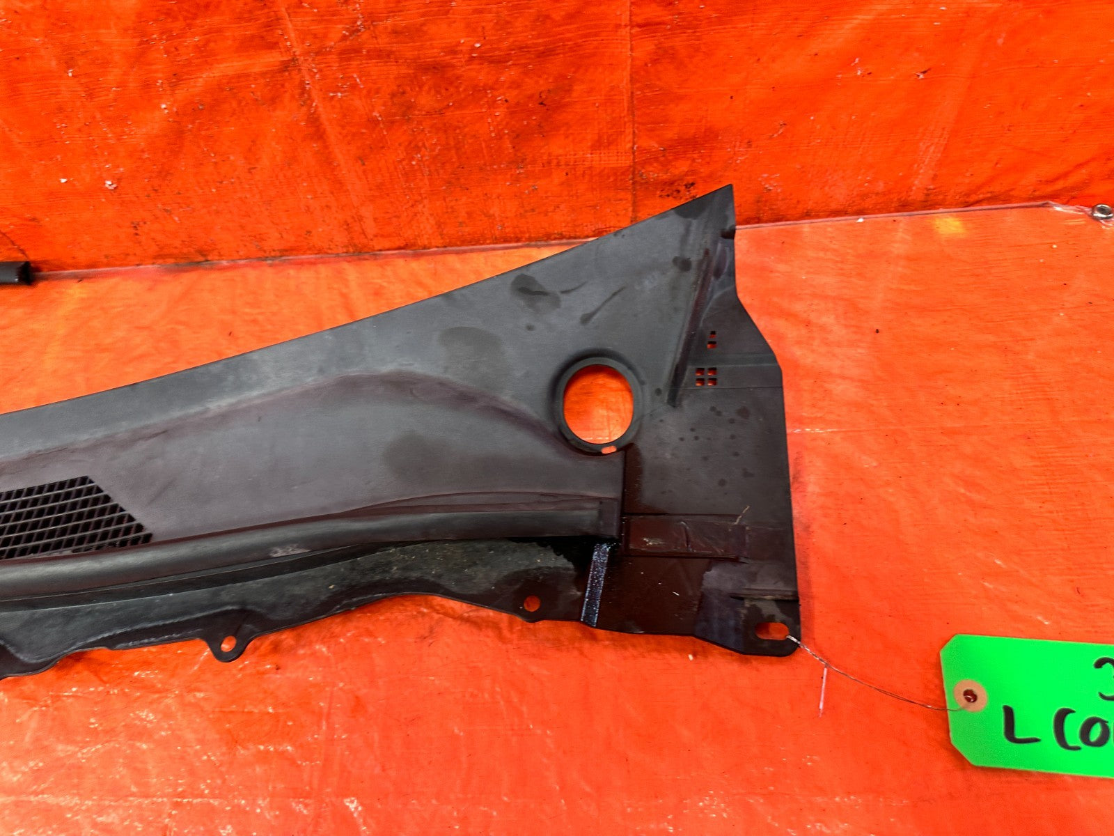 08 15 INFINITI G37 & Q60   2D COUPE   WIPER COWL TRIM   LEFT SIDE   OEM #3112