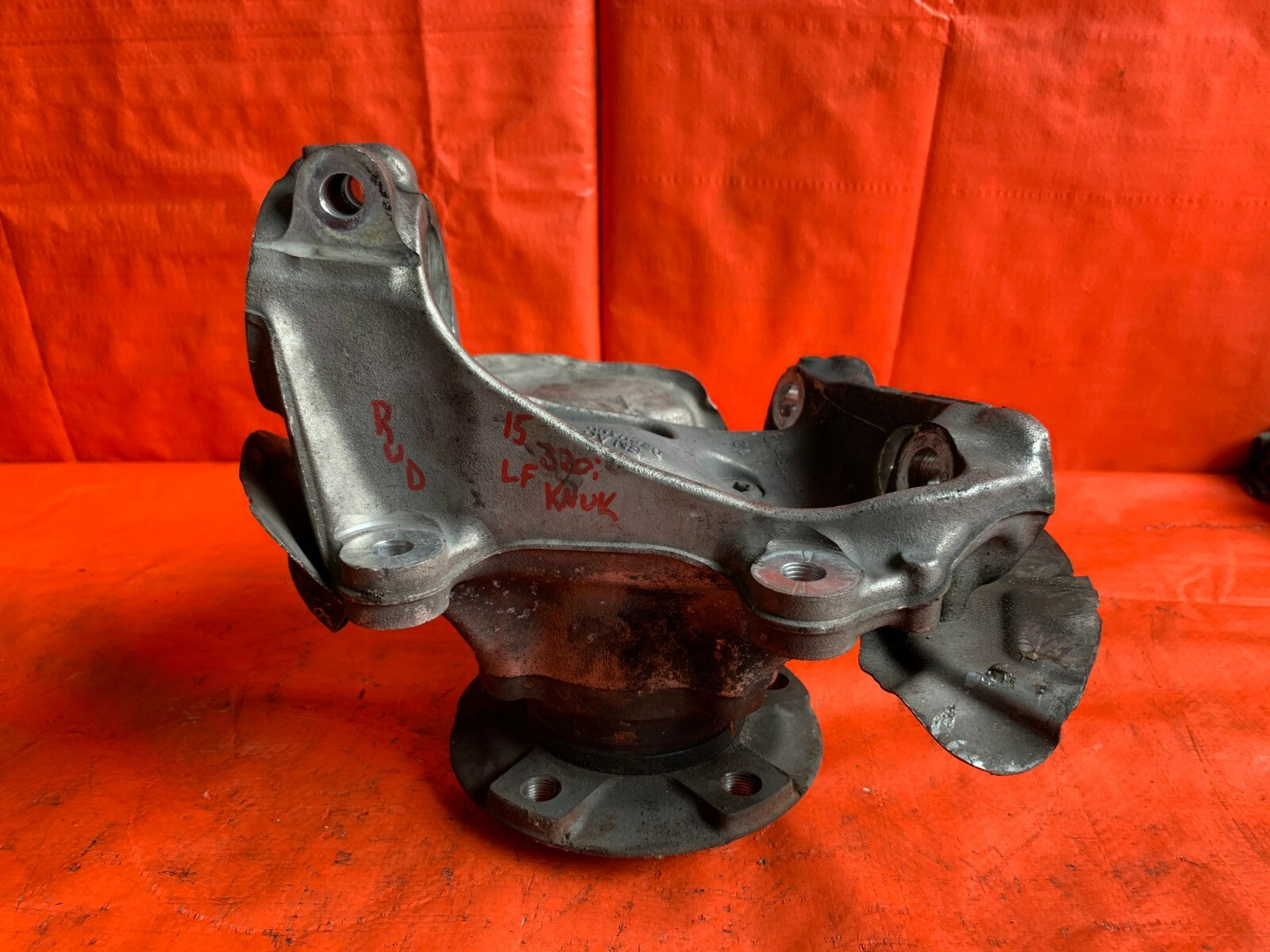 2015 BMW 320i RWD   DRIVER LEFT FRONT SPINDLE KNUCKLE HUB5