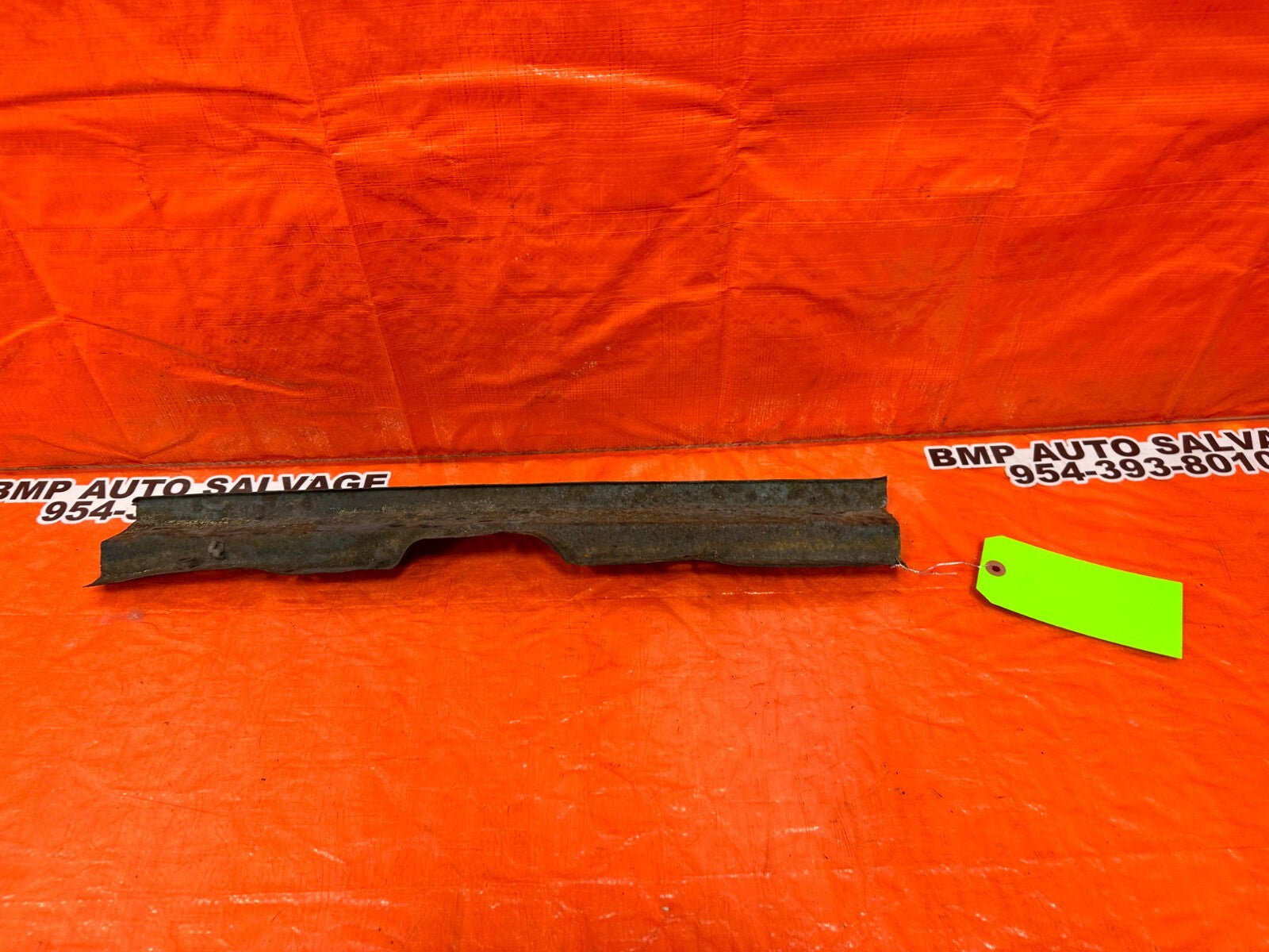 96 00 TOYOTA TACOMA   UPPER RADIATOR SUPPORT MOUNTING BRACKET BRACE OEM #2498