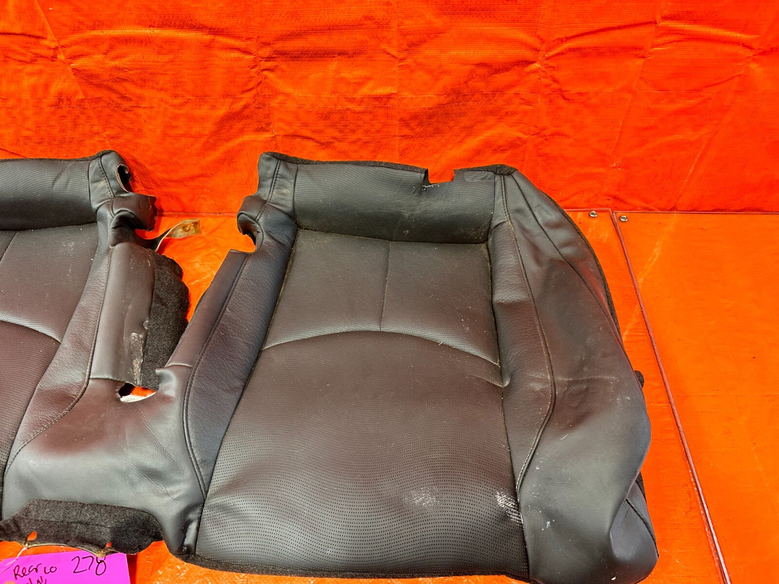 09 15 INFINITI G37 CONVERTIBLE   BLACK LEATHER REAR SEAT LOWER SKIN WRAP OEM 2785