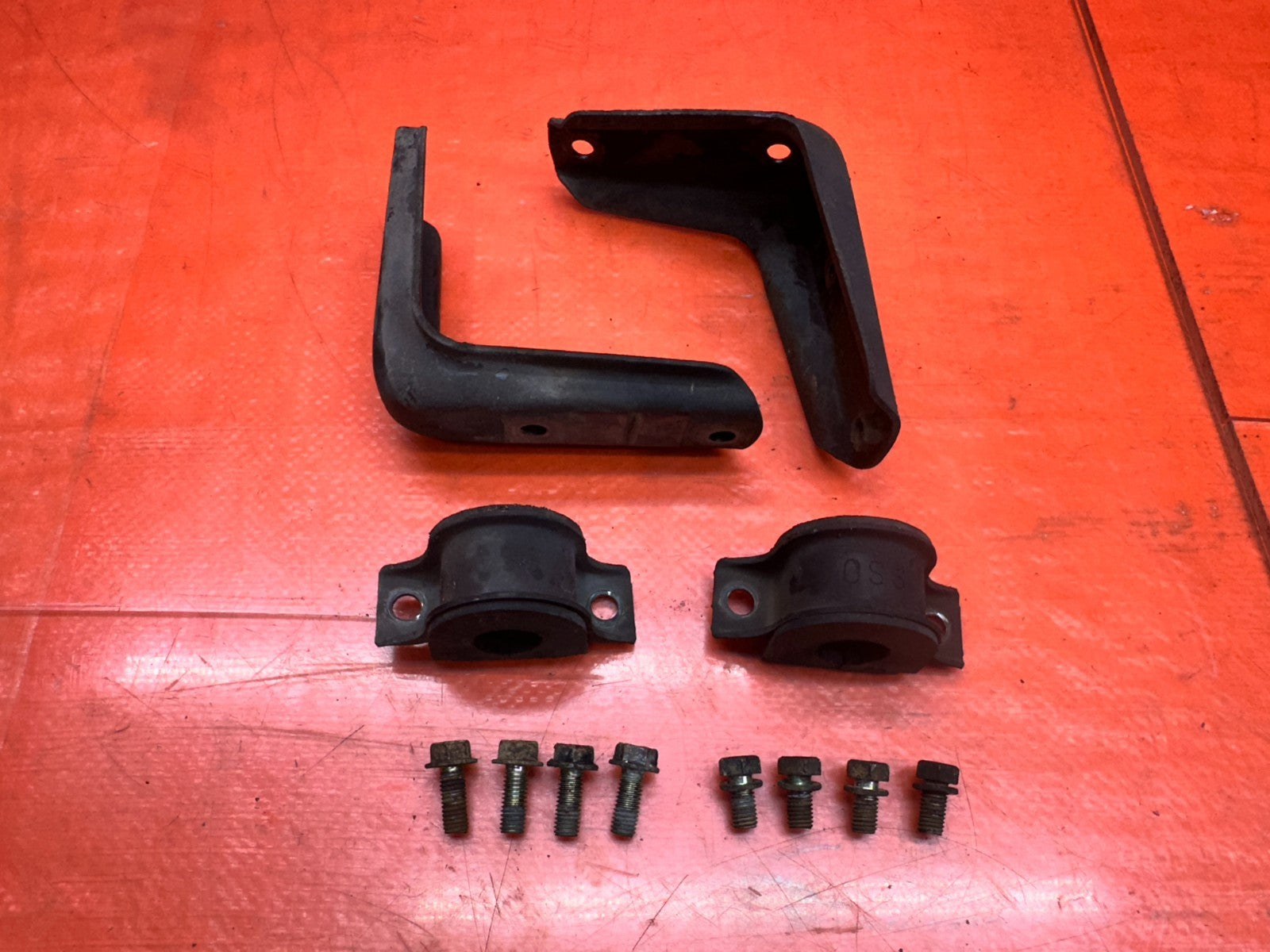 97 01 HONDA PRELUDE REAR SWAY BAR MOUNT BRACKETS & MOUNTING HARDWARE OEM #3355