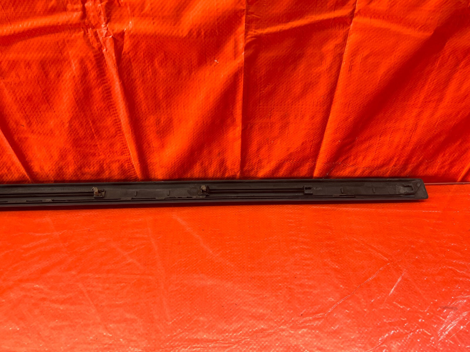 96 00 HONDA CIVIC COUPE & HATCH DOOR MOLDING IMPACT STRIP   RIGHT SIDE   OEM 1309