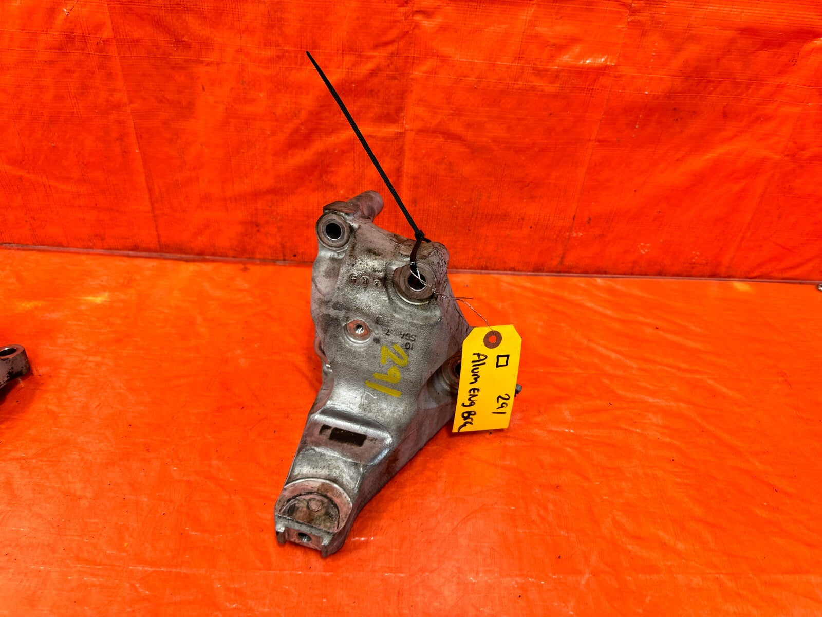 04 08 ACURA TSX   K24A2   REAR ALUMINUM ENGINE MOUNTING BRACKET OEM FACTORY #2910