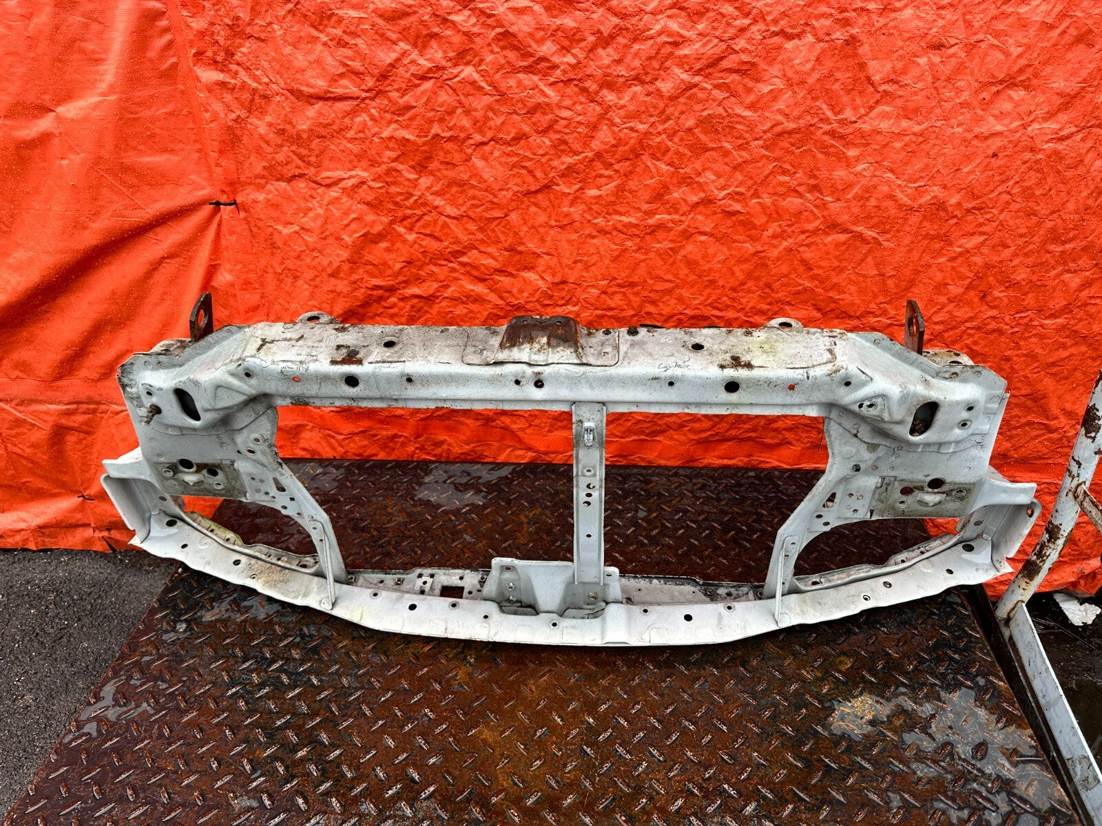 94 01 ACURA INTEGRA   RADIATOR SUPPORT CUT FRONT BULKHEAD    OEM FACTORY OE0