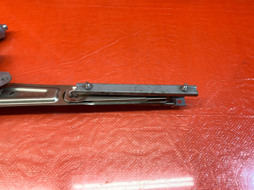 08 15 LANCER EVOLUTION X EVO 10   RIGHT FRONT WINDOW REGULATOR W/ MOTOR OEM #1759