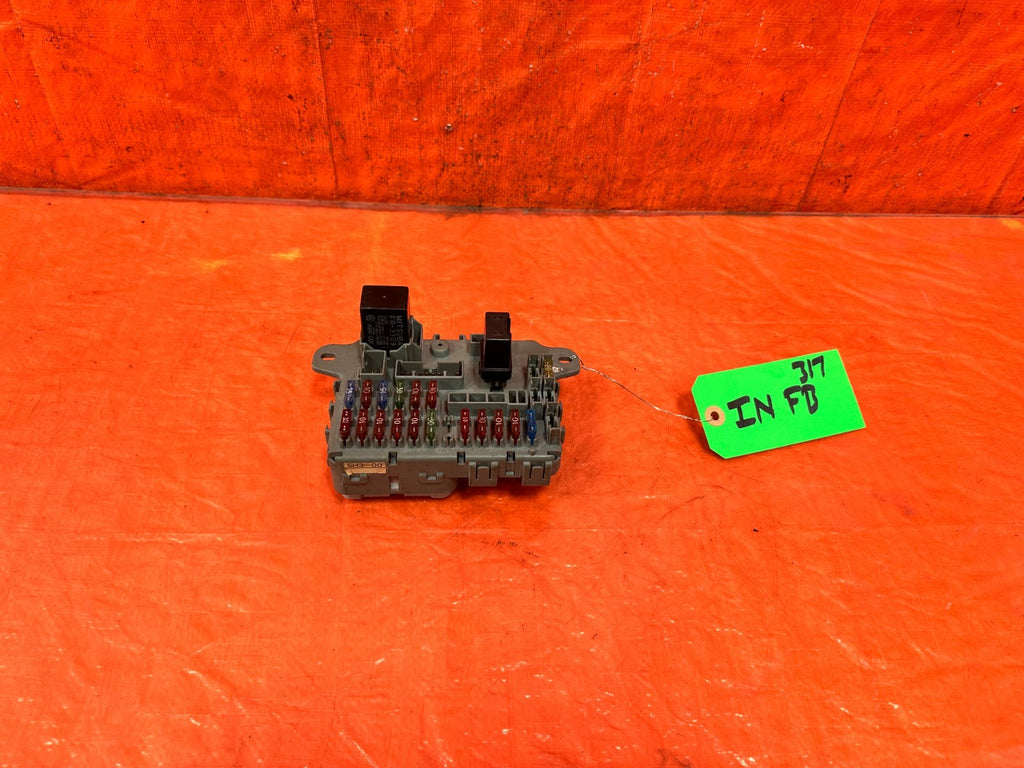 90 91 HONDA CIVIC HATCHBACK   INTERIOR CABIN UNDER DASH FUSE BOX PANEL   OEM 3170