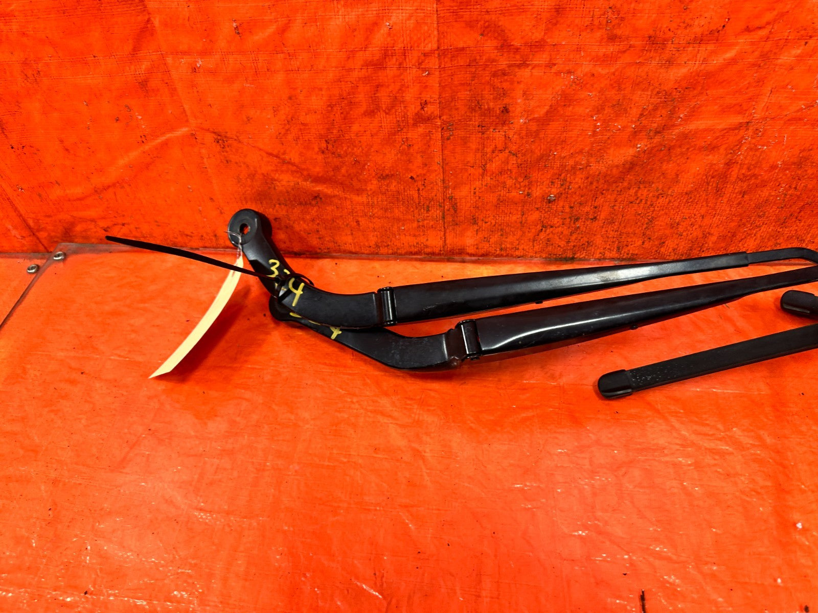 18 22 HONDA ACCORD 1.5L   LEFT & RIGHT WINDSHIELD WIPER ARMS   OEM #3248