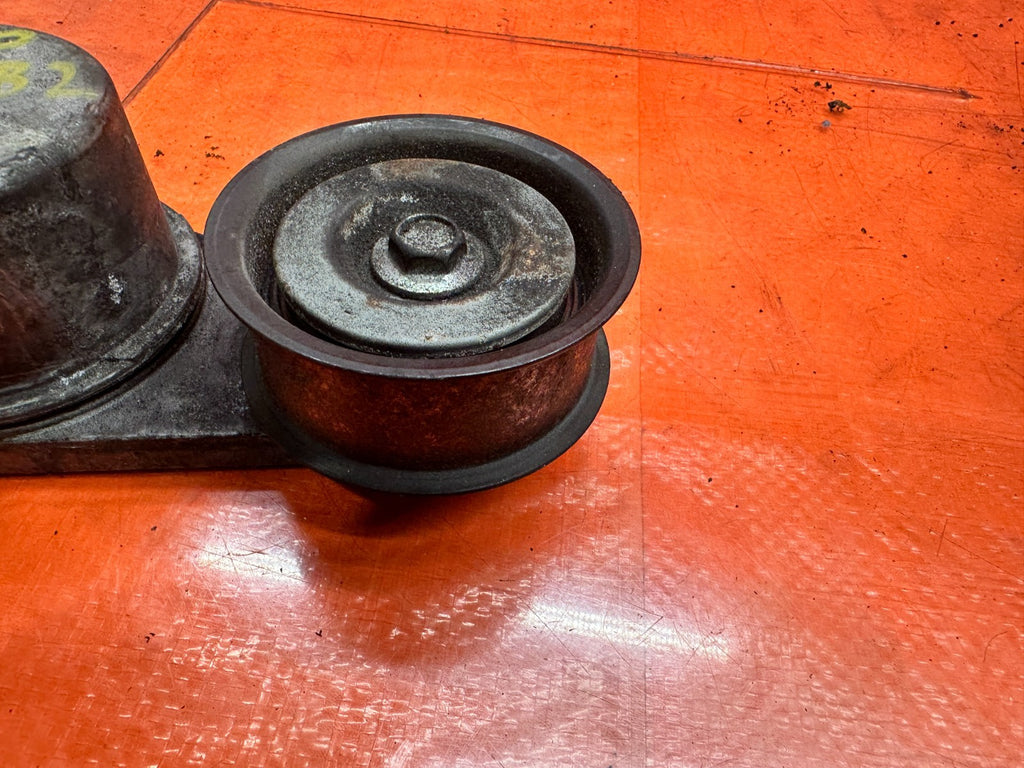 14-15 INFINITI Q50 3.7L AWD VQ37VHR DRIVE BELT TENSIONER IDLER PULLEY BRACKET #34