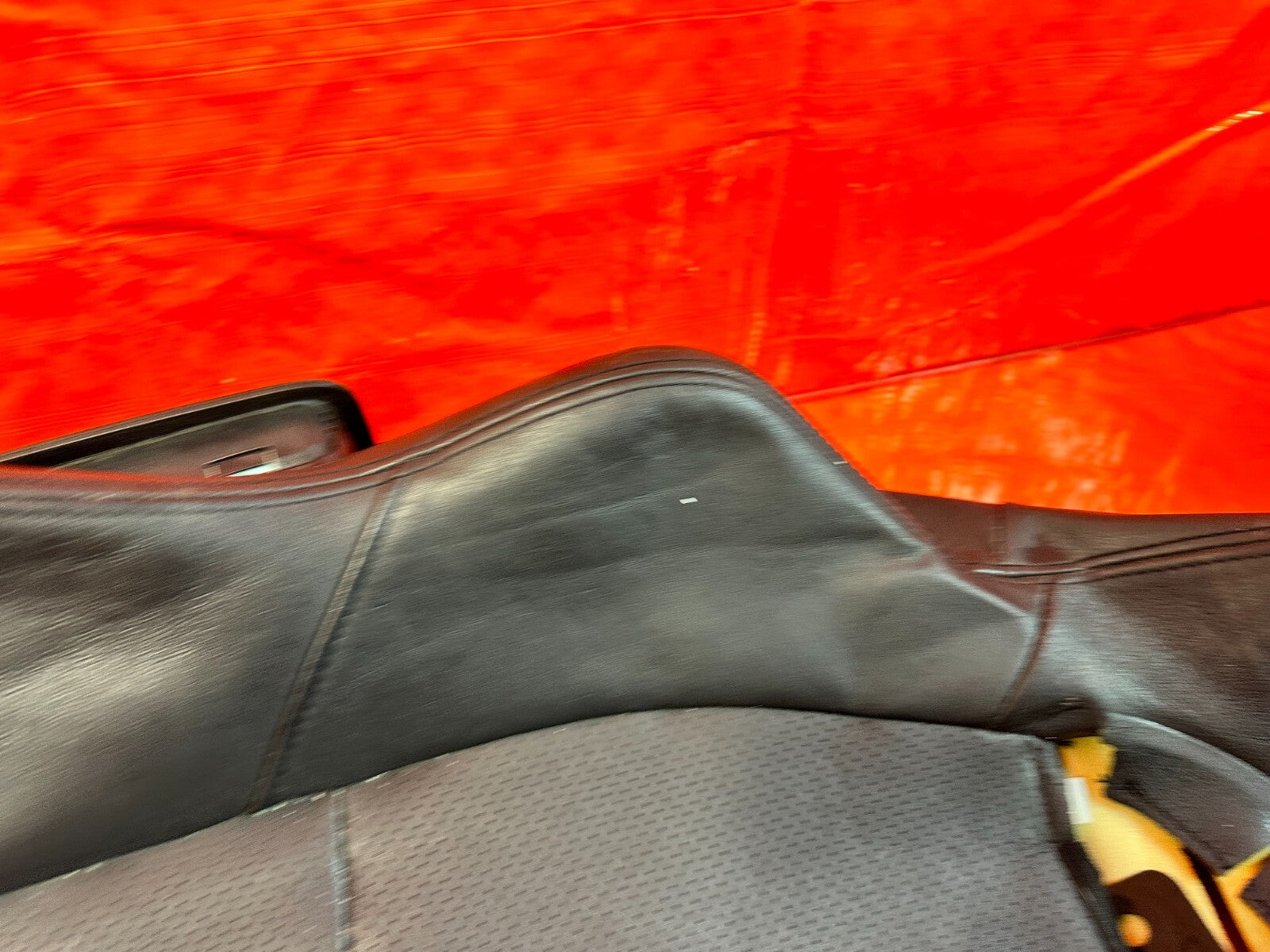 02 04 ACURA RSX   BLACK   RIGHT FRONT UPPER SEAT SKIN LEATHER COVER OEM 2716
