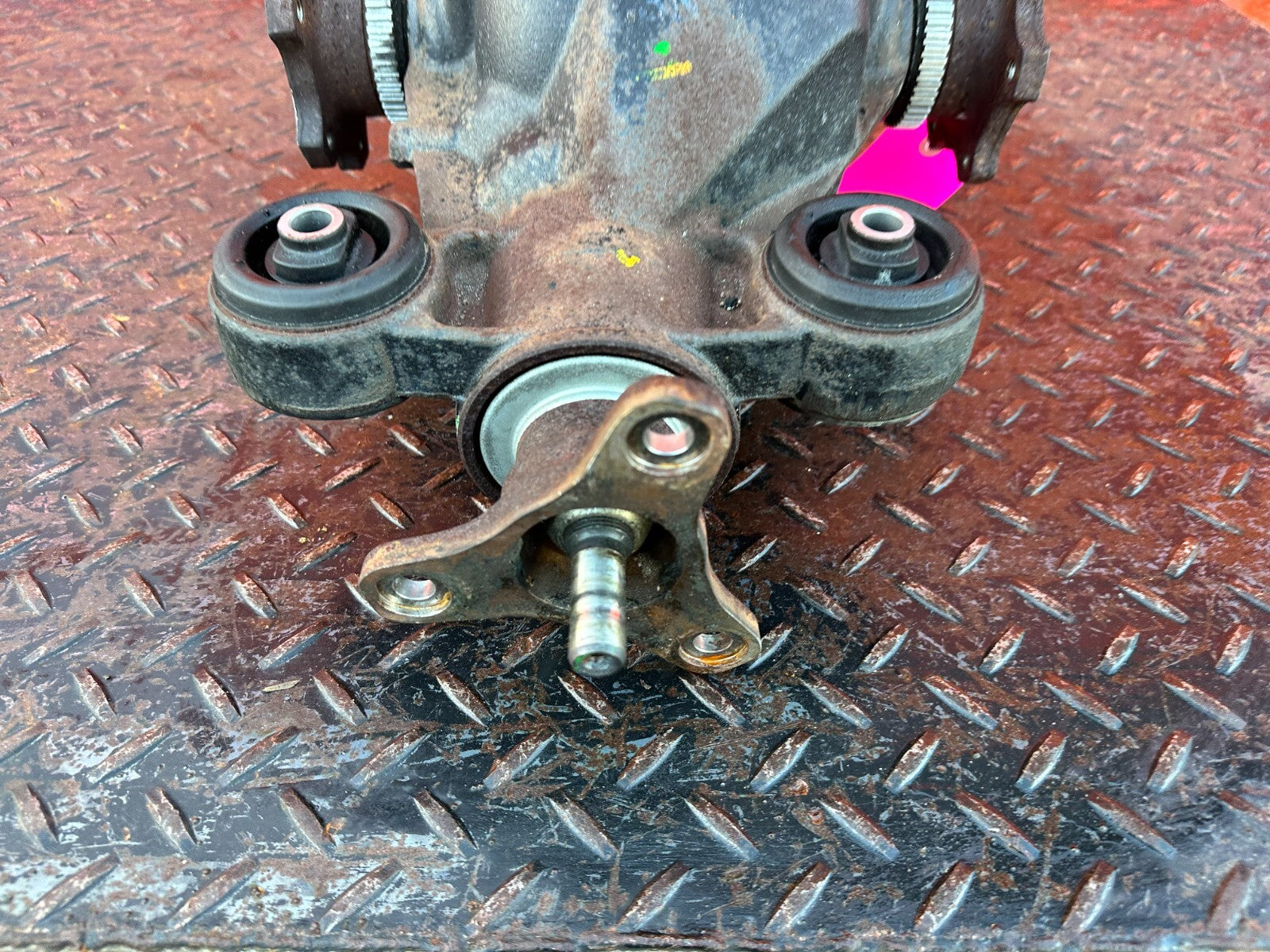 10 13 INFINITI G37 CONVERTIBLE   AUTOMATIC DIFFERENTIAL CARRIER PUMPKIN OEM #2783