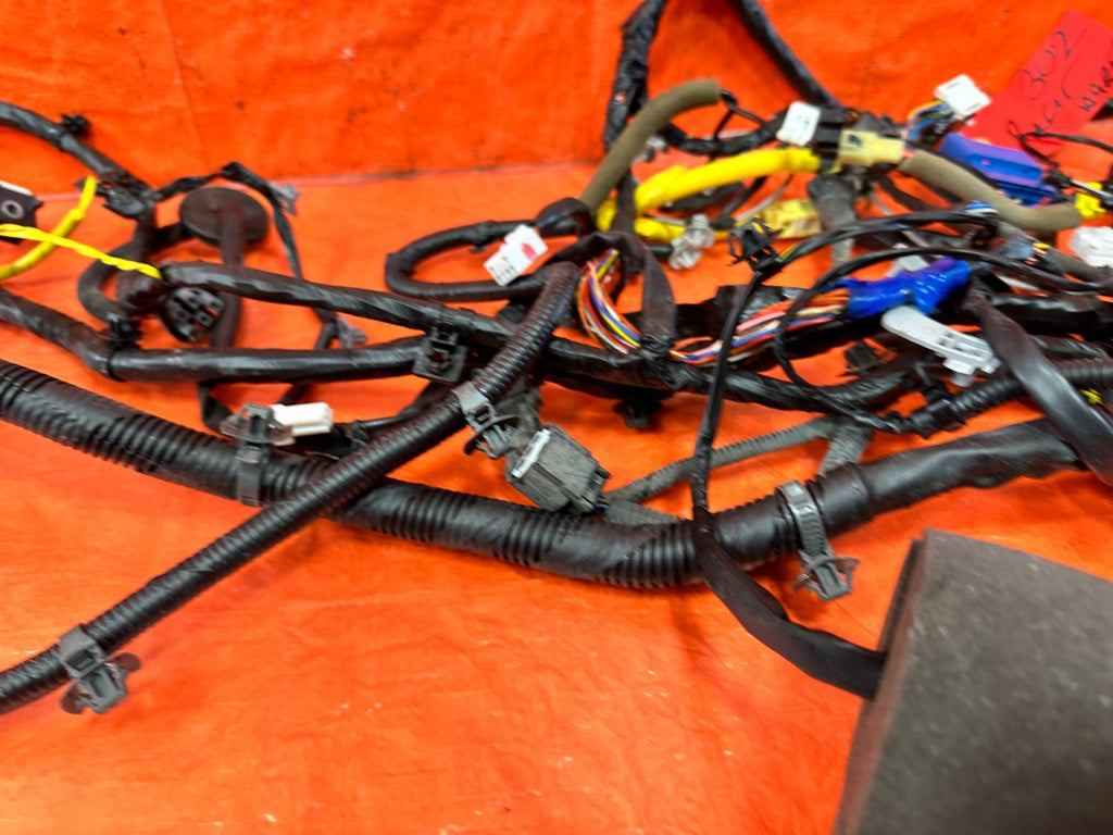 2016 16 HYUNDAI GENESIS COUPE 3.8L   INTERIOR FLOOR WIRE HARNESS WIRING LOOM 30217