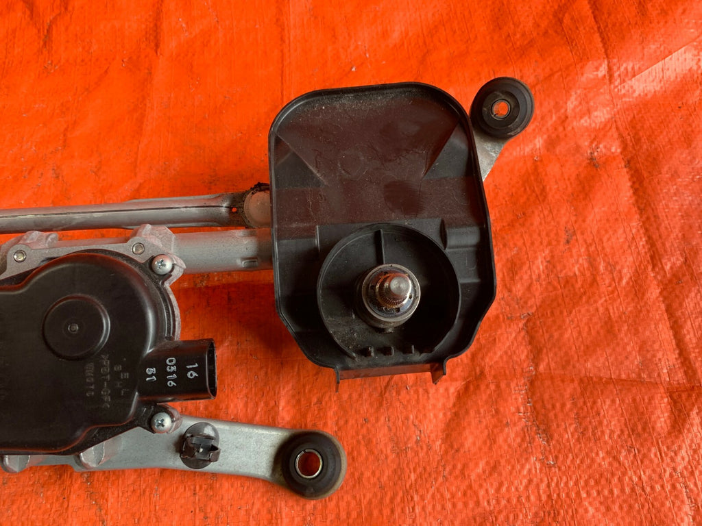 OEM 2014 2015 2016 INFINITI Q50 WINDSHIELD WIPER MOTOR WITH LINKAGE 3