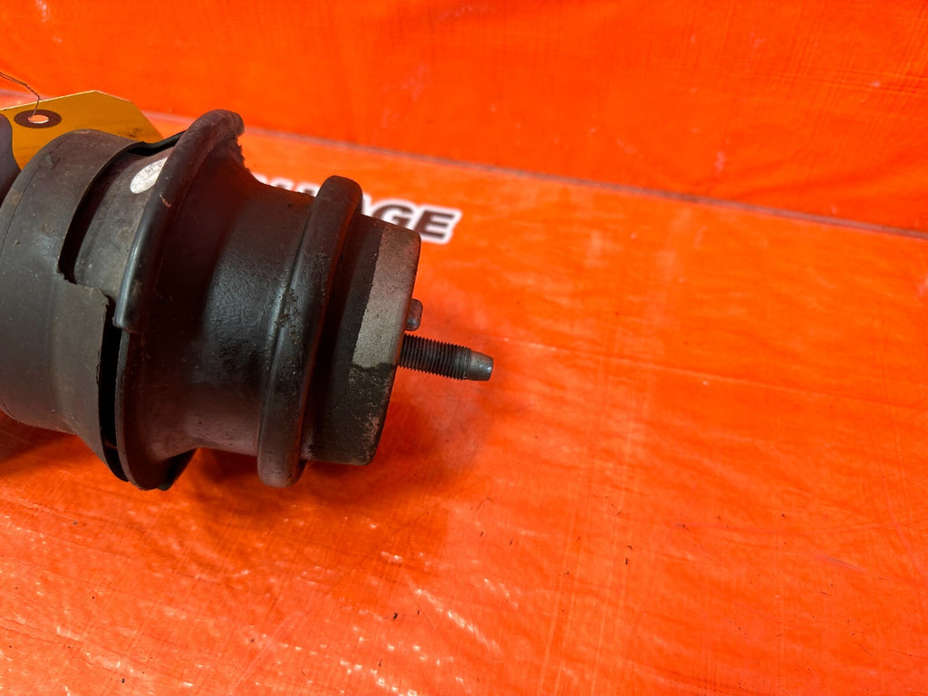 08 15 INFINITI G37 Q60 RWD ONLY DRIVER LEFT ALUMINUM ENGINE BRACKET & MOUNT 2481