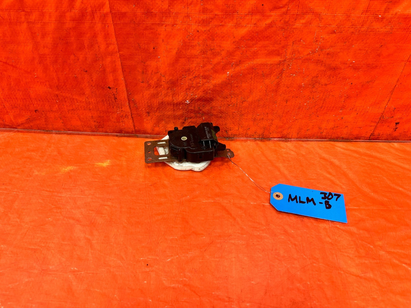 06 11 HONDA CIVIC   AC MOTOR   PART # AW063700 8340   OEM FACTORY #3070