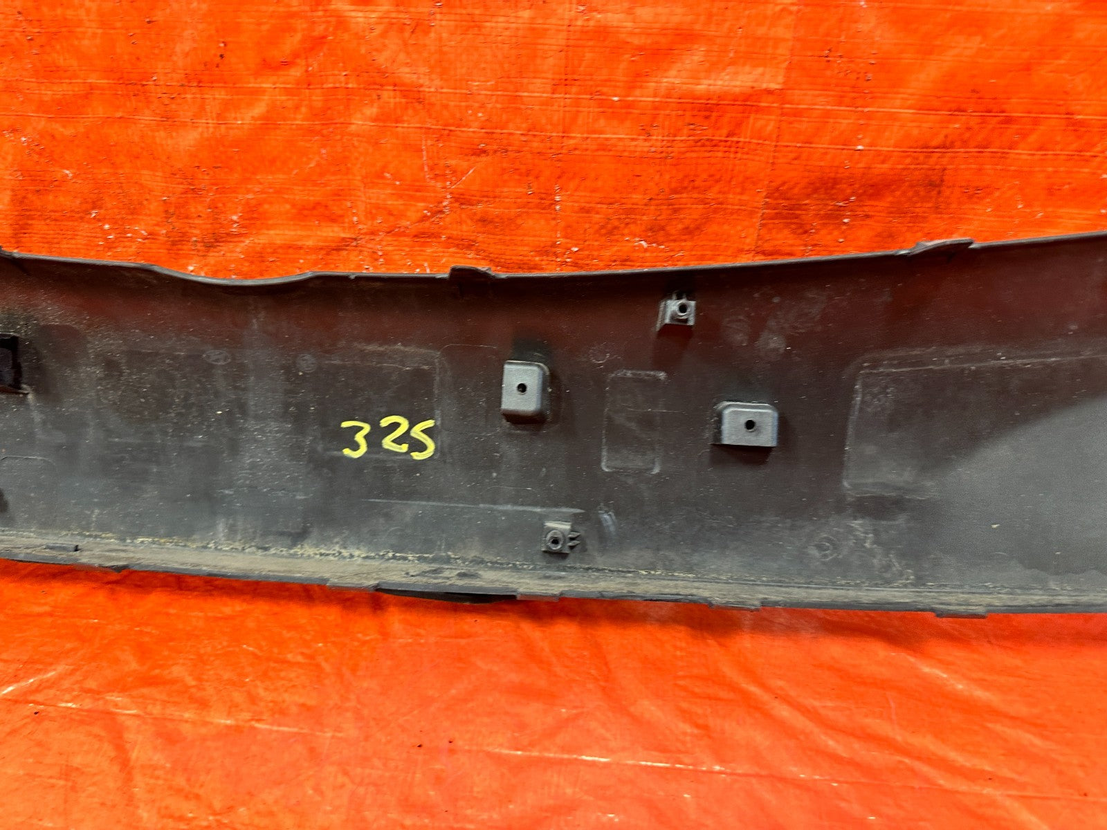 12 14 HYUNDAI GENESIS COUPE BK2 2.0L   FRONT BUMPER COVER INSERT TRIM   OEM 32511