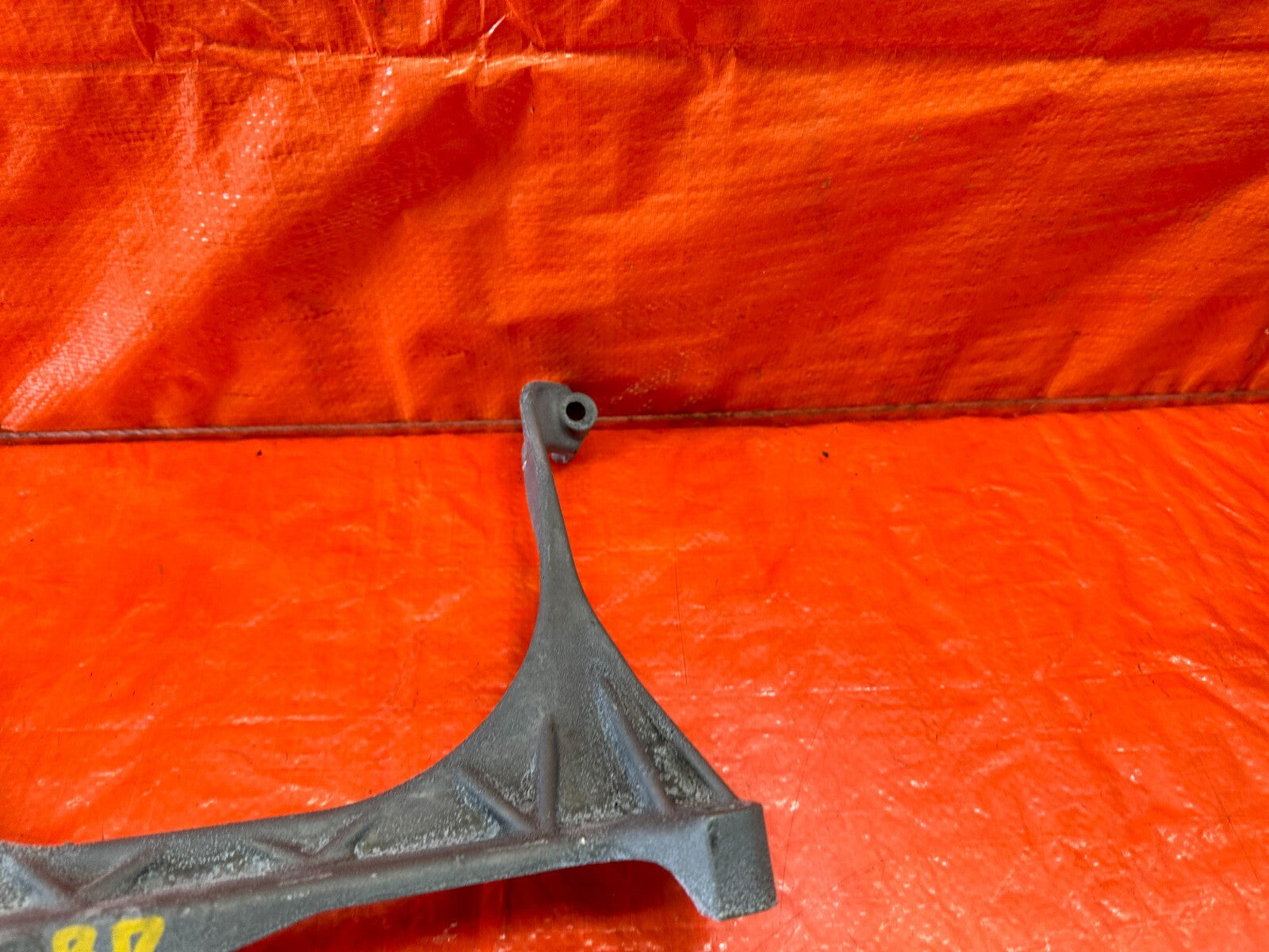 96 00 HONDA CIVIC AUTOMATIC ENGINE STIFFENER / TRANSMISSION ALUMINUM BRACKET 2086