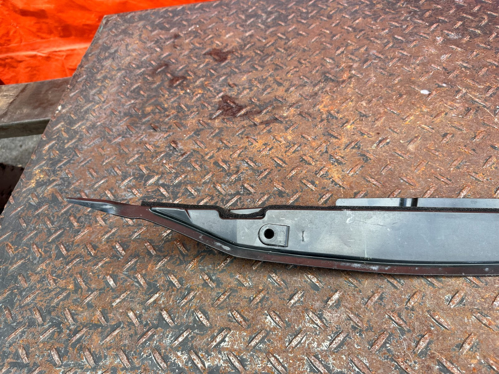 09 14 ACURA TSX   DRIVER LEFT FENDER TRIM ENCLOSURE   74155 TL0 G00   OEM #2794