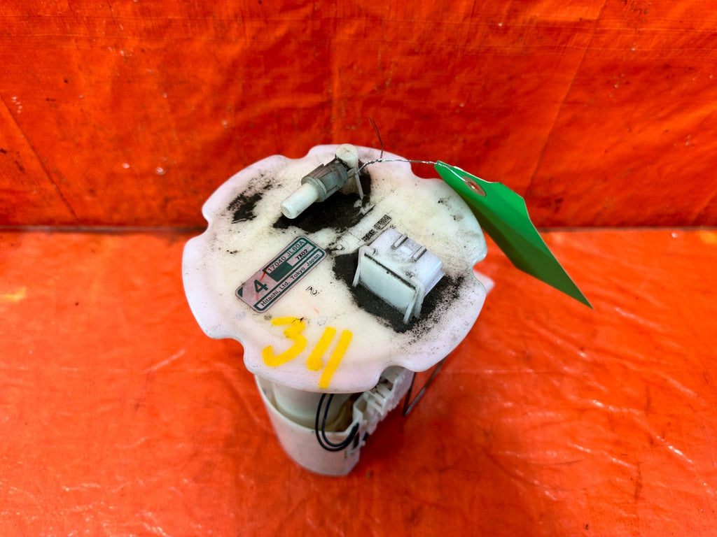 09 15 INFINITI G37 & Q60 COUPE   GASOLINE GAS FUEL PUMP SENDING UNIT   OEM #3110