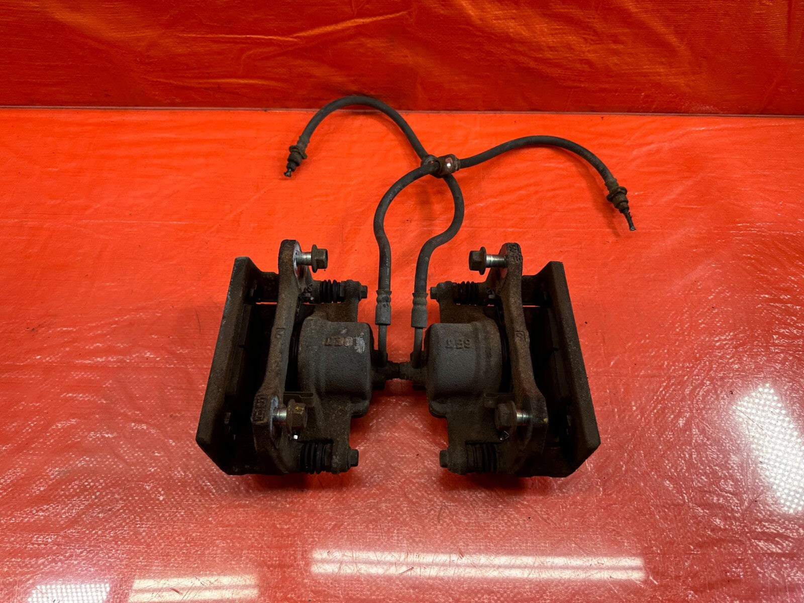 02 06 ACURA RSX TYPE S   FRONT BRAKE CALIPER SET CALIPERS LEFT AND RIGHT OEM 21110
