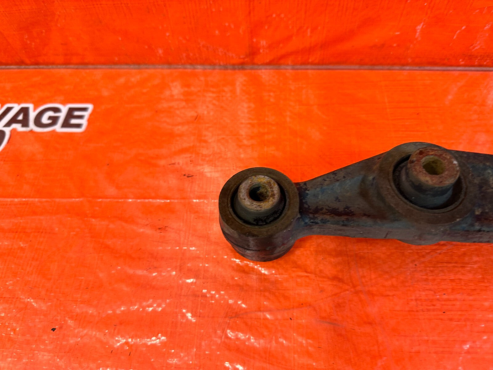 93 97 HONDA DEL SOL   PASSENGER RIGHT REAR   LOWER CONTROL ARM   OEM #2568