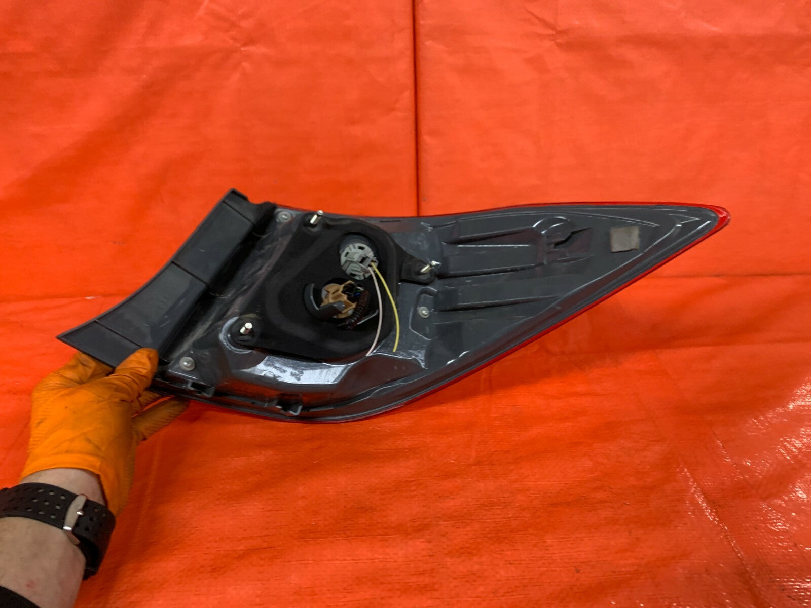 14 16 TOYOTA COROLLA LE   DRIVER LEFT OUTER TAIL LIGHT LAMP R RH   OEM OE5