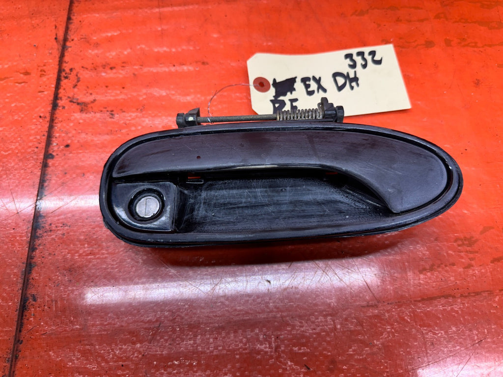 92 96 HONDA PRELUDE RIGHT PASSENGER OUTER DOOR HANDLE OEM #3324