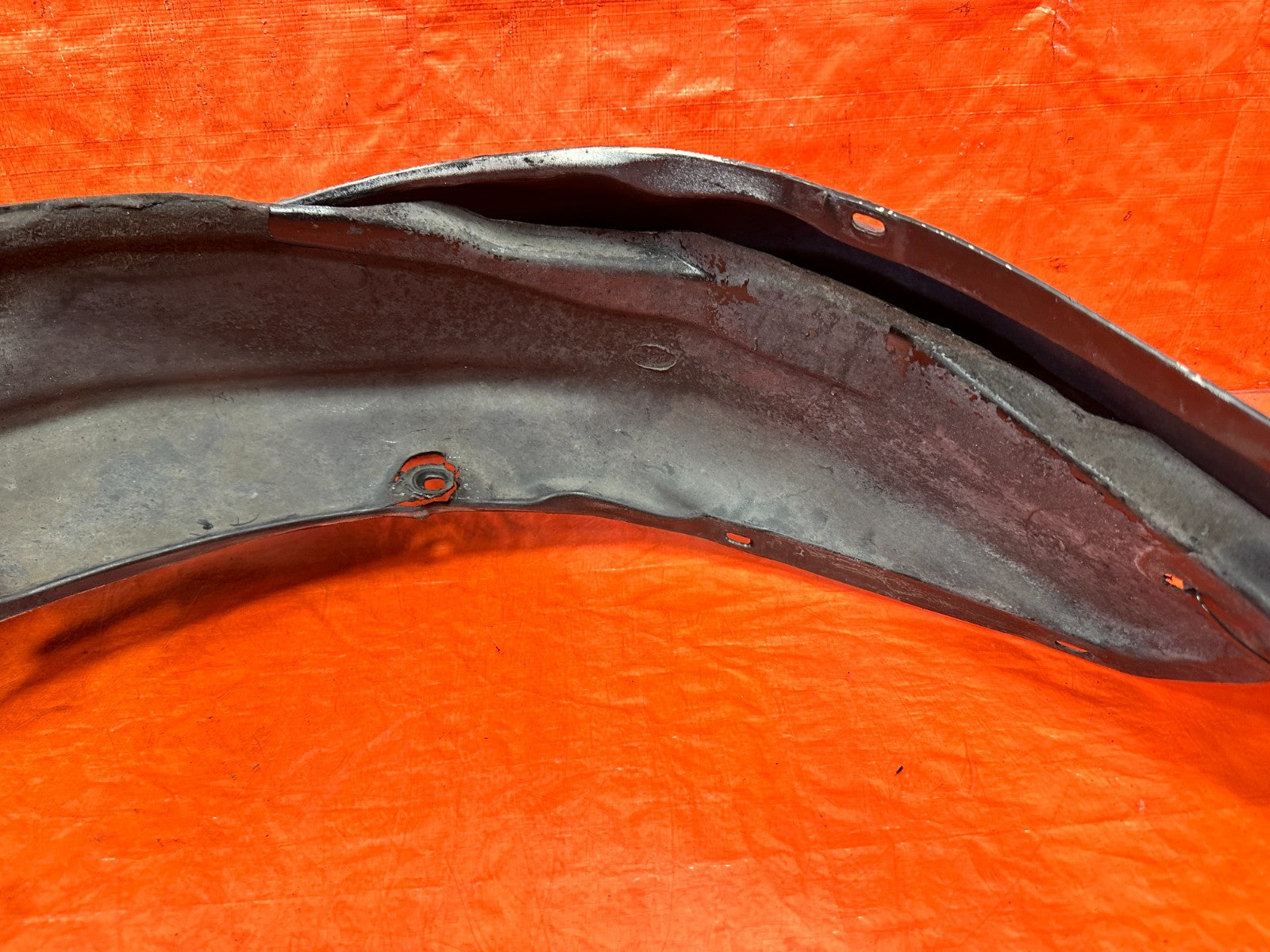 90 91 HONDA CIVIC HATCHBACK FENDER LINERS LEFT AND RIGHT OEM FACTORY 32517