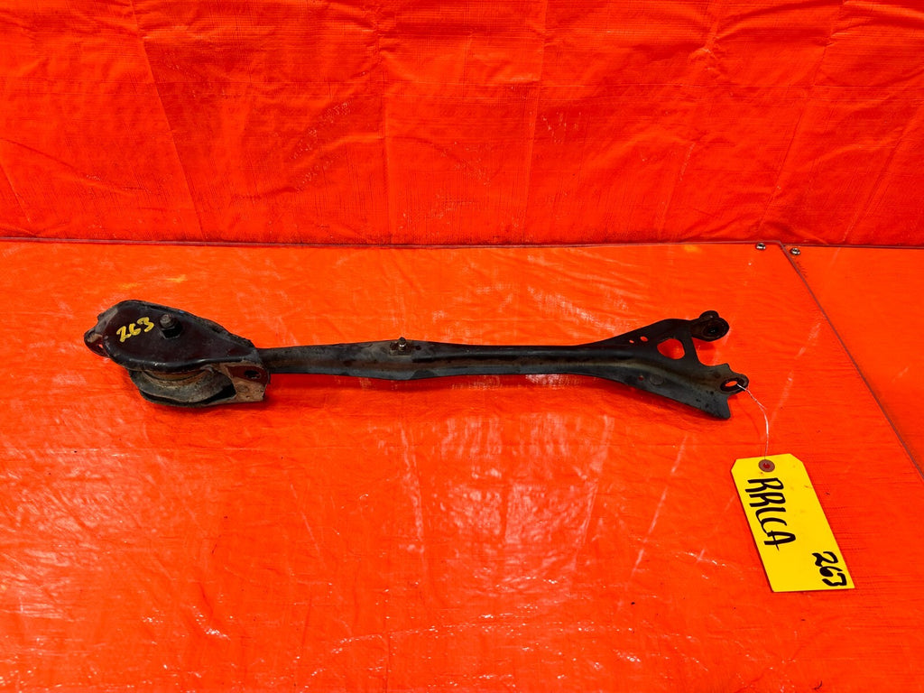 97 01 HONDA PRELUDE   PASSENGER RIGHT REAR TRAILING ARM CONTROL ARM   OEM #2630