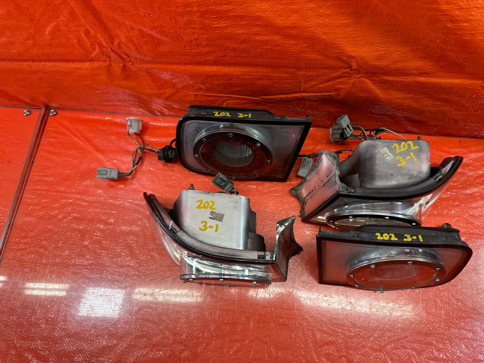 96 00 HONDA CIVIC COUPE   ALTEZZA TAIL LIGHTS / TAIL LAMPS   #20215