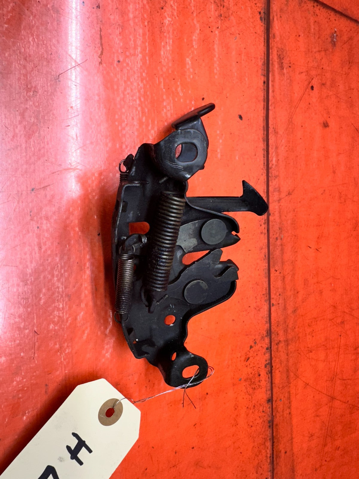 03-08 NISSAN 350Z 3.5L FRONT ENGINE HOOD LATCH LOCK CATCH OEM #3465
