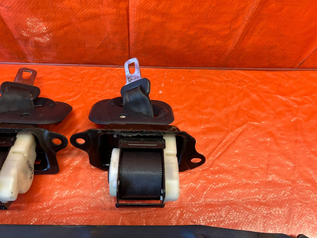 90 91 ACURA INTEGRA 2D   BLUE REAR SEAT BELT SET   LEFT & RIGHT SEAT BELTS   OEM13