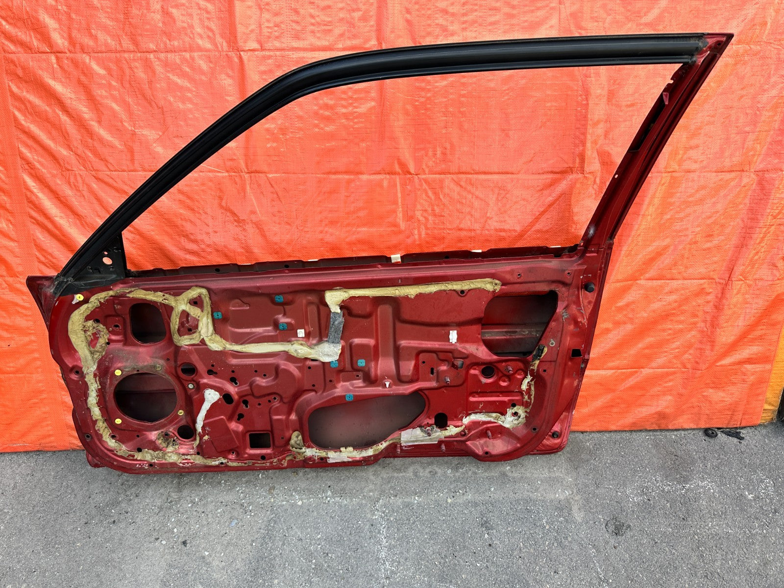 90 91 HONDA CIVIC HATCHBACK   RIGHT DOOR SHELL SKELETON FRAME   OEM 31716