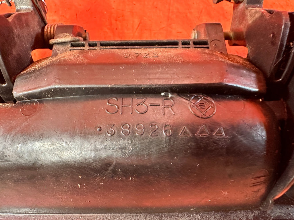 90 91 HONDA CIVIC HATCHBACK   PASSENGER RIGHT EXTERIOR DOOR HANDLE   OEM 3173