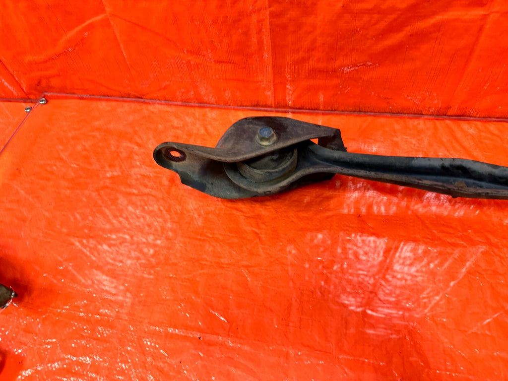 97 01 HONDA PRELUDE   PASSENGER RIGHT REAR TRAILING ARM CONTROL ARM   OEM #26311