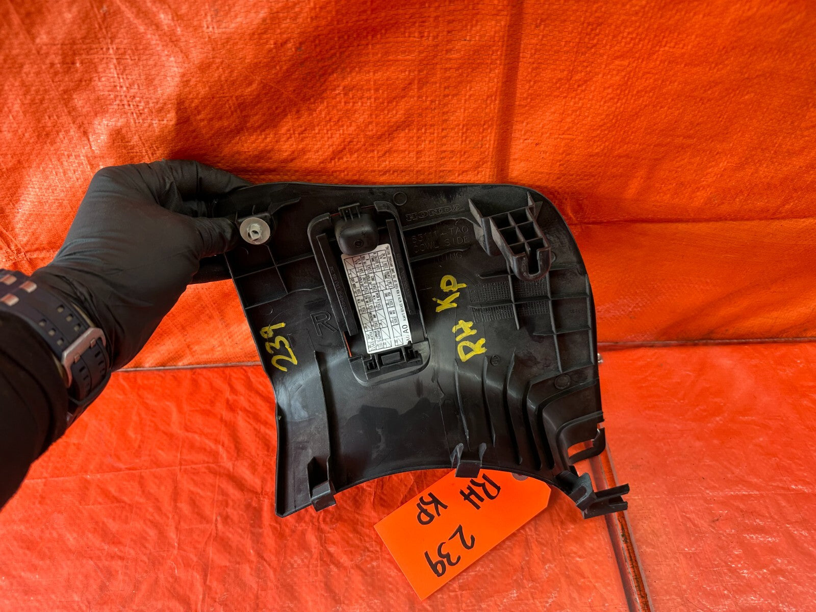 08 12 HONDA ACCORD SEDAN   KICK PANEL   PASSENGER RIGHT SIDE   BLACK   OEM #2394