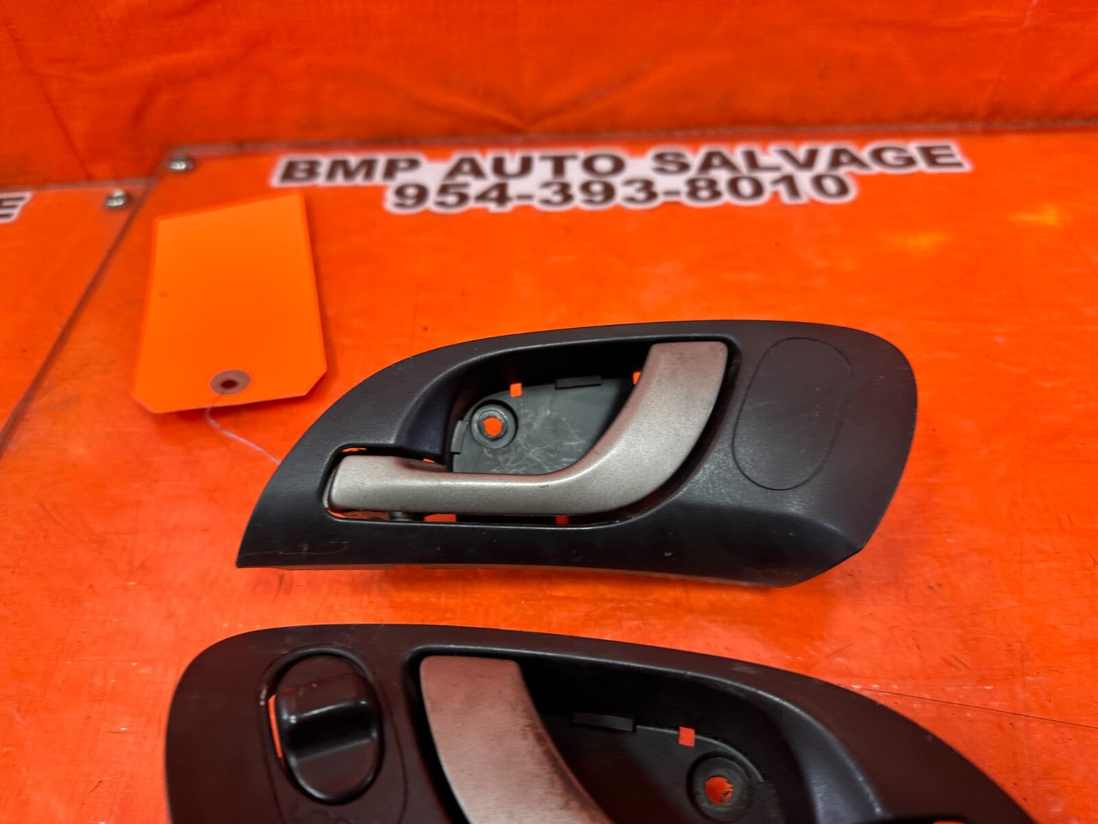 02 06 ACURA RSX   JDM RHD INTERIOR DOOR HANDLES W/ BLOCK OFF   OEM #06DC56
