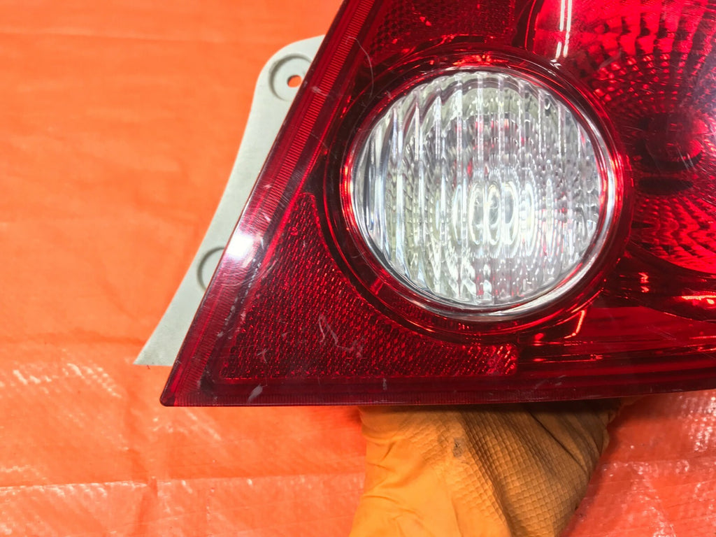 OEM 2008 2009 2010 CHEVROLET COBALT   SEDAN   PASSENGER RIGHT TAIL LIGHT LAMP1