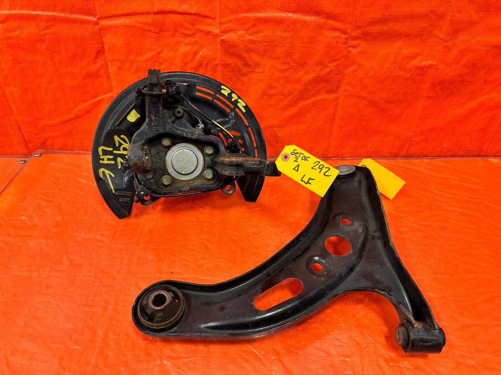13 24 SUBARU BRZ   DRIVER LEFT FRONT SPINDLE KNUCKLE HUB & LOWER ARM OEM 2926