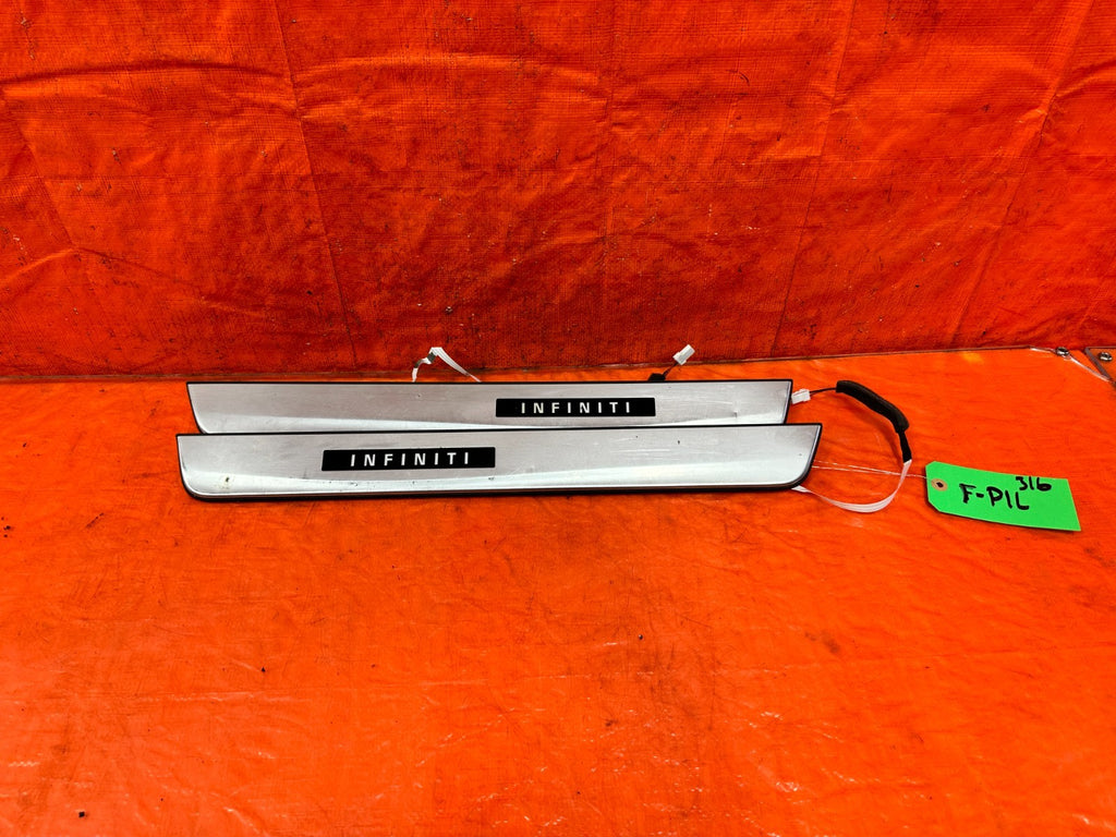 17 20 INFINITI Q60   ILLUMINATING FLOOR PILLARS   LEFT AND RIGHT   OEM #3160