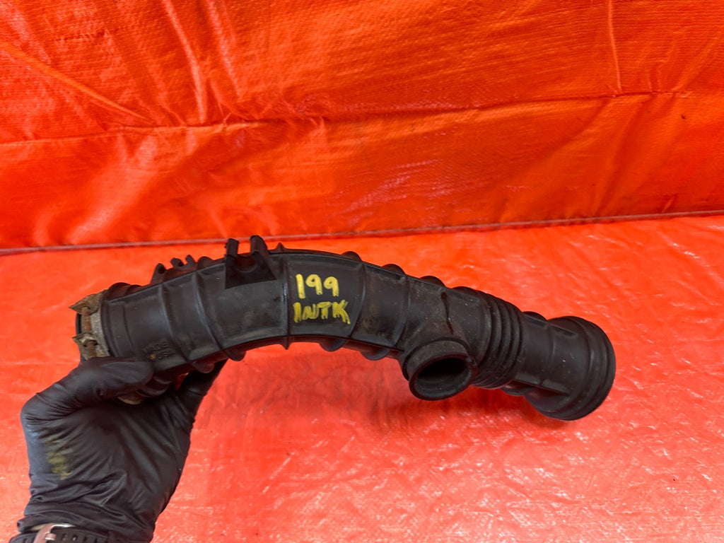 92 95 HONDA CIVIC SI & EX   D16Z6 INTAKE ARM AIR FLOW TUBE ELBOW   OEM #1998