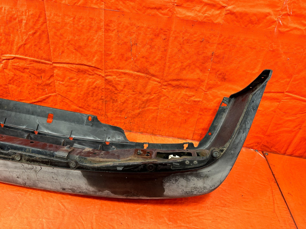 90 91 HONDA CIVIC HATCHBACK FRONT BUMPER COVER W/ RE BAR AND LIGHTS COMPLETE OM10