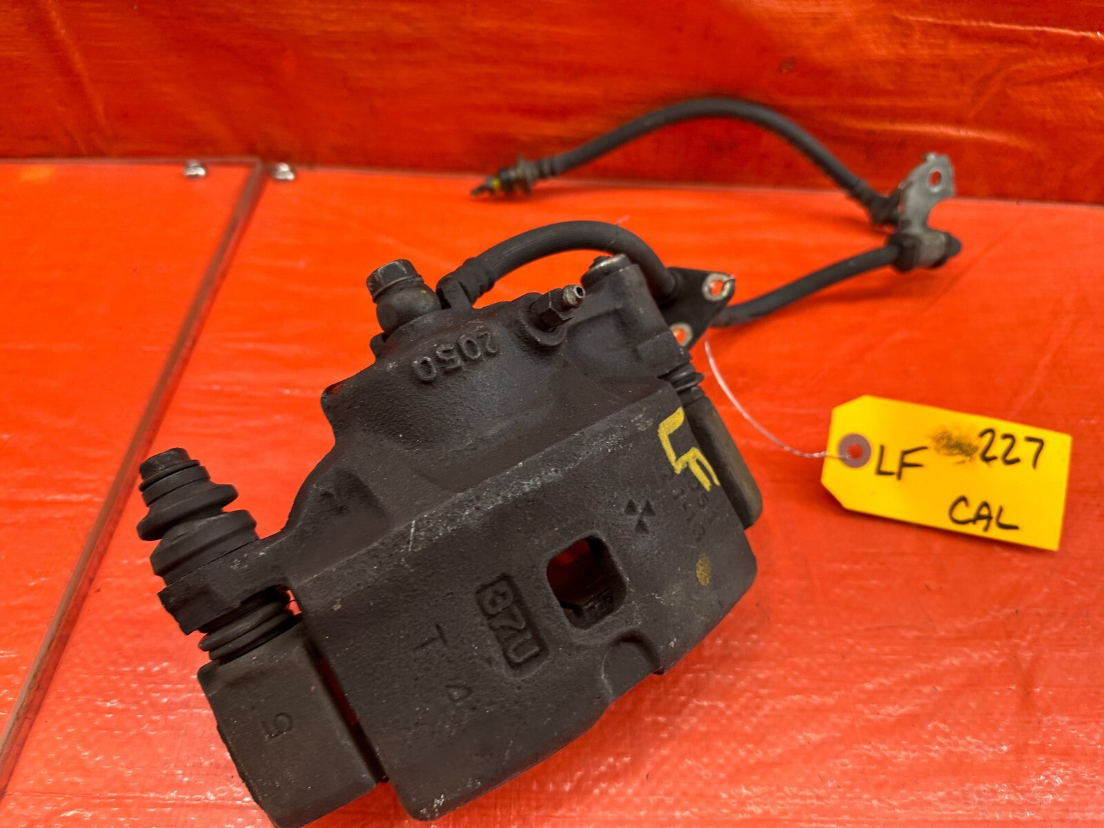 93 94 HONDA DEL SOL SI   DRIVER LEFT FRONT BRAKE CALIPER OEM FACTORY 2272