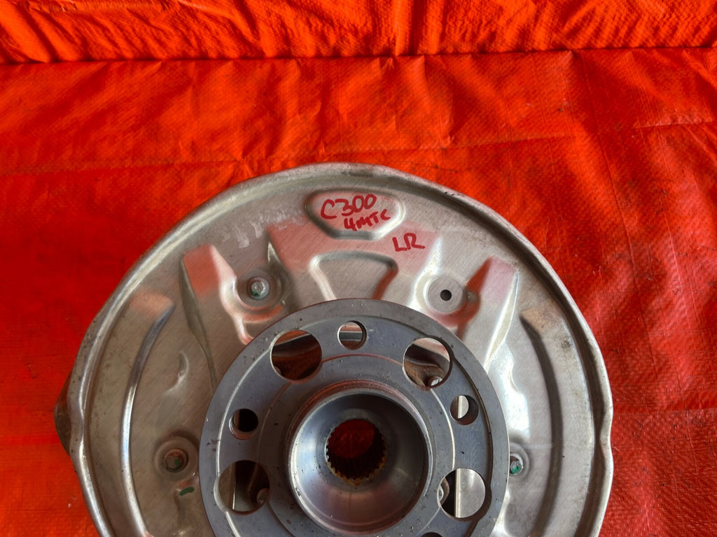 OEM 2015 MERCEDES BENZ C300 W205 4MATIC   DRIVER LEFT REAR SPINDLE KNUCKLE OEM6