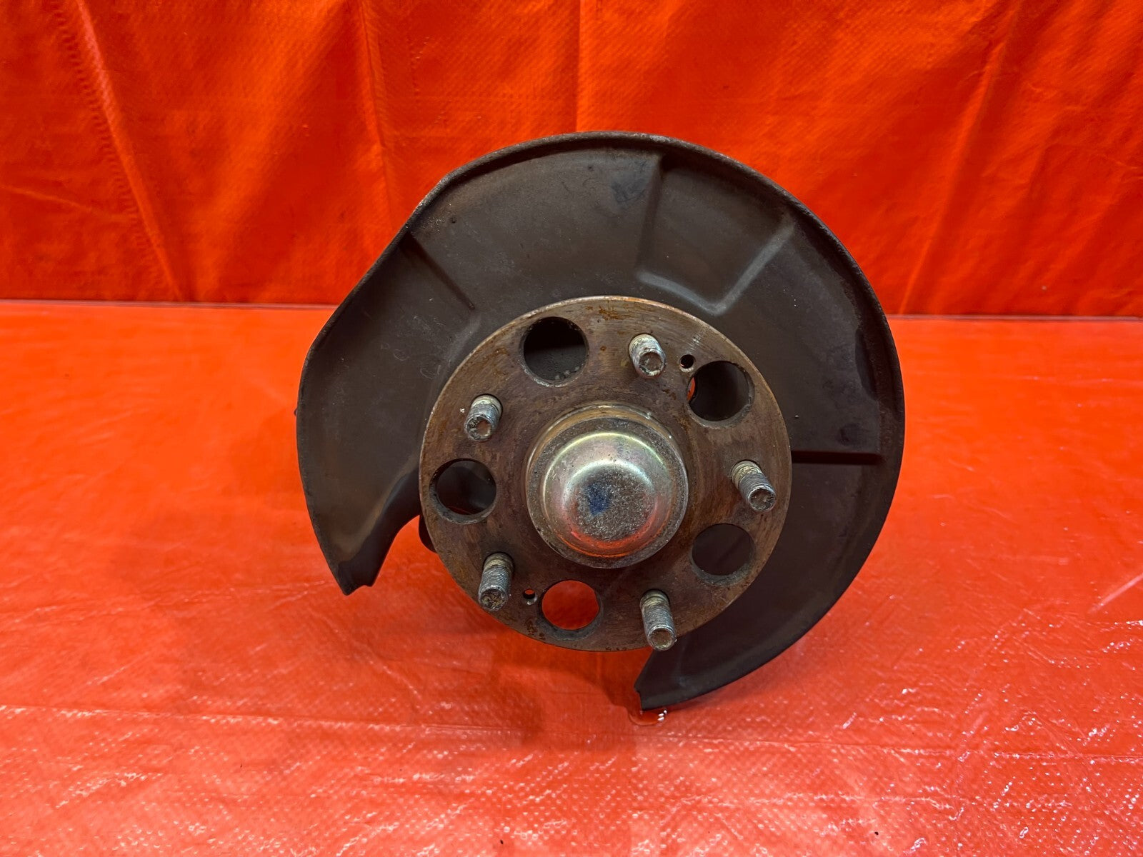 02 04 ACURA RSX   DRIVER LEFT REAR   SPINDLE KNUCKLE HUB   OEM FACTORY #1710