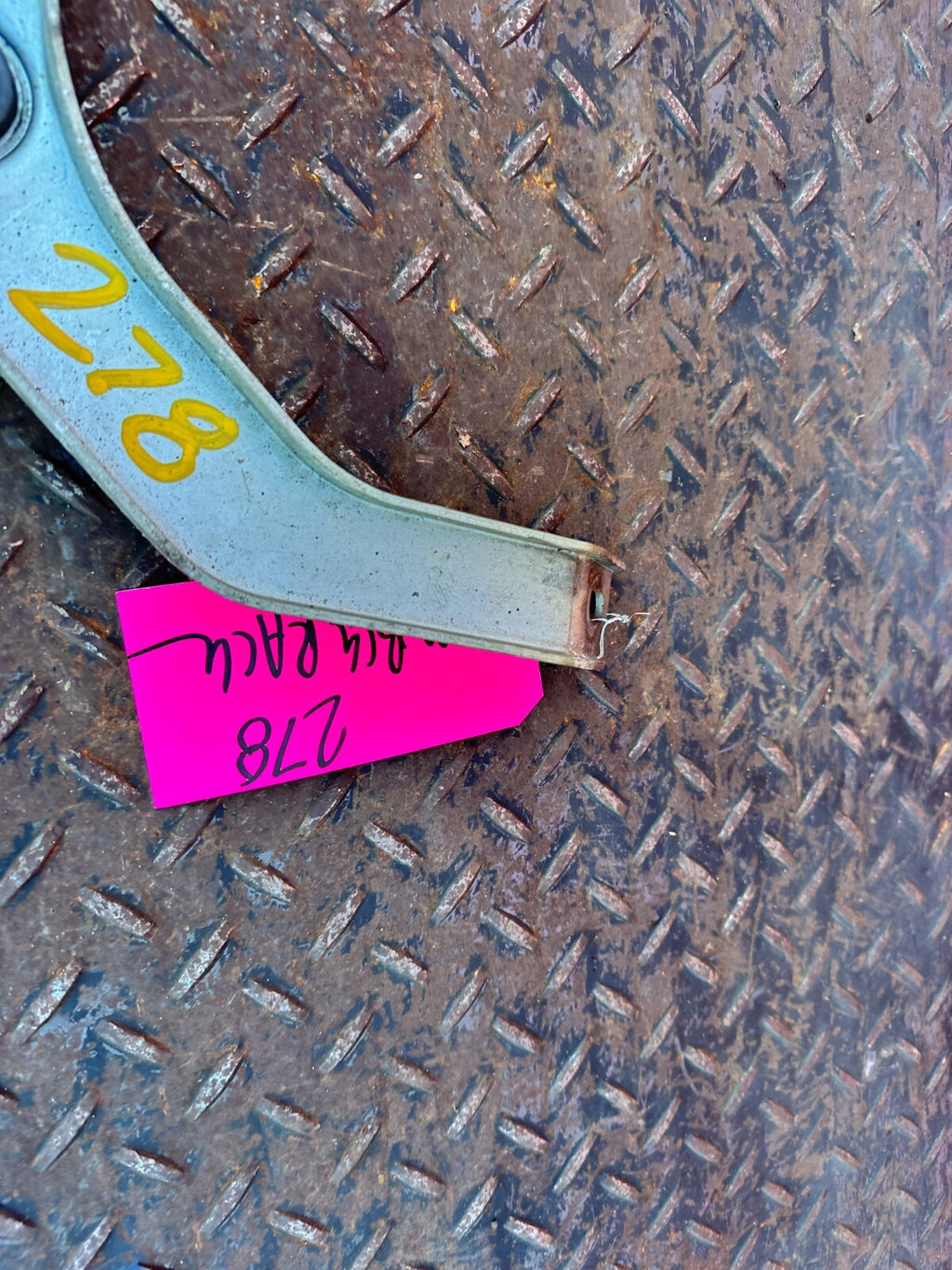 08 15 INFINITI G37 Q60 LOWER EXHAUST MANIFOLD STIFFENER STABILIZER STAY BRACKET2