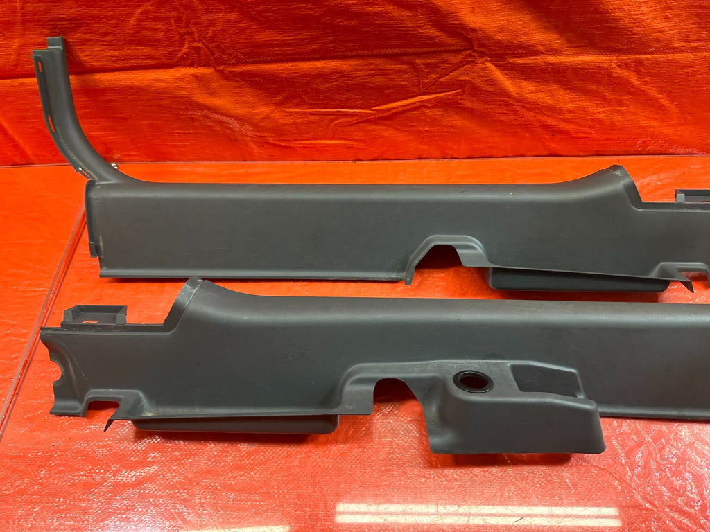 96 00 HONDA CIVIC SEDAN  LEFT AND RIGHT FRONT FLOOR PILLARS SCUFF PLATES OEM 19512