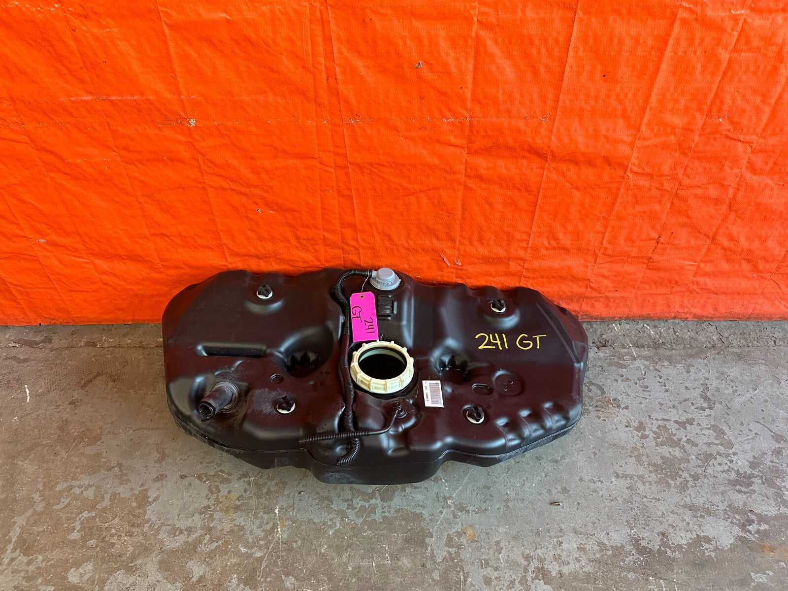 13 17 HONDA ACCORD SEDAN   GASOLINE GAS FUEL TANK ASSEMBLY   OEM FACTORY #2411