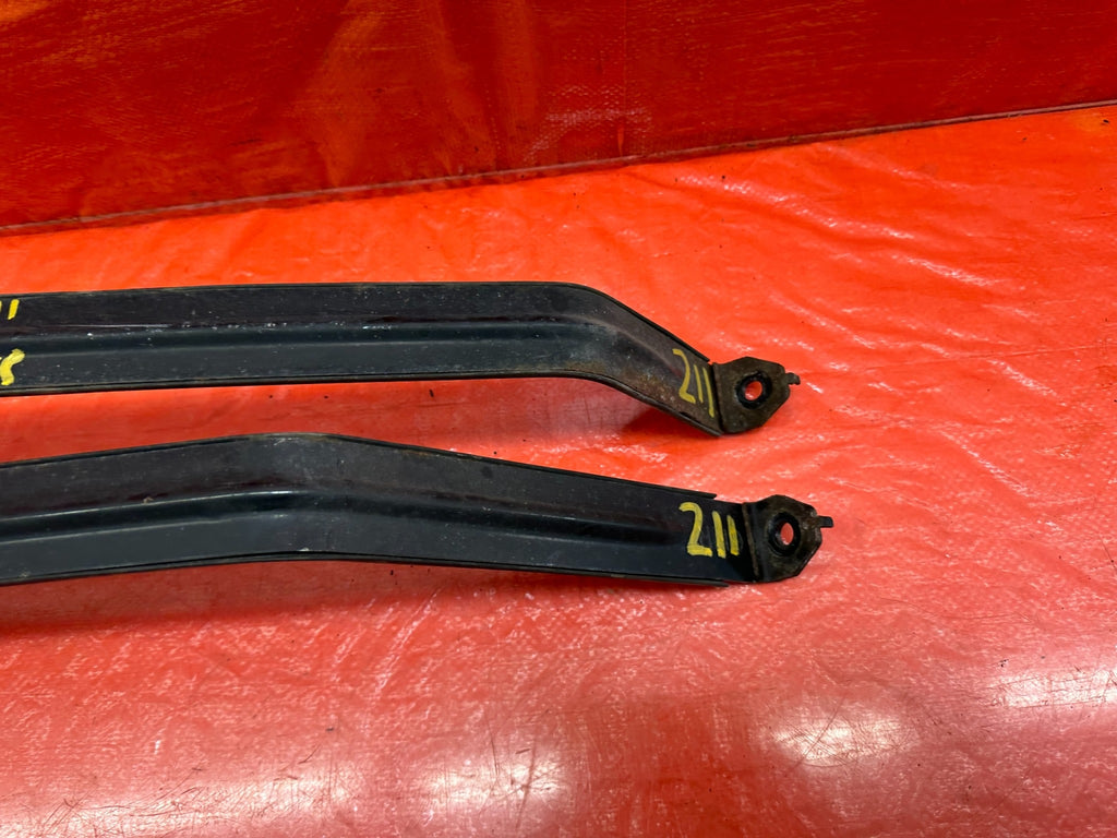 05 06 ACURA RSX   GAS GASOLINE FUEL TANK MOUNTING STRAPS BAND SET   OEM #2115